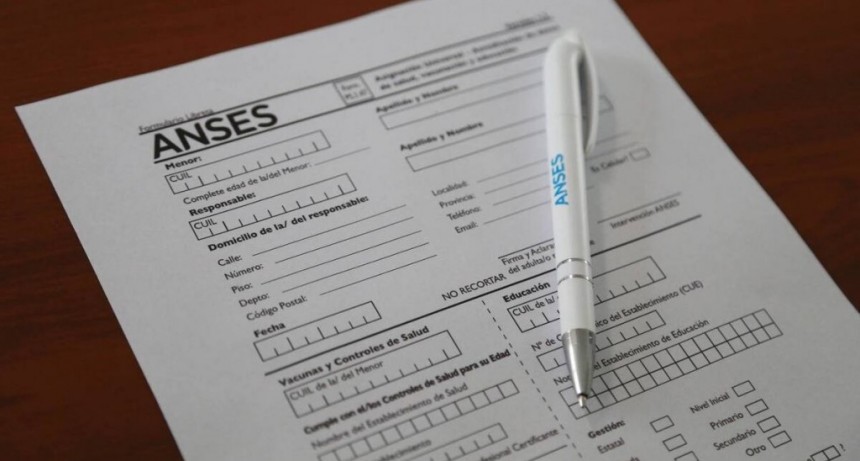 ANSES: Cómo cobrar el bono acumulado de la Libreta AUH que supera los $180.000