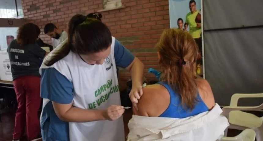 El Gobierno de Corrientes habilita más turnos para la vacuna contra el dengue