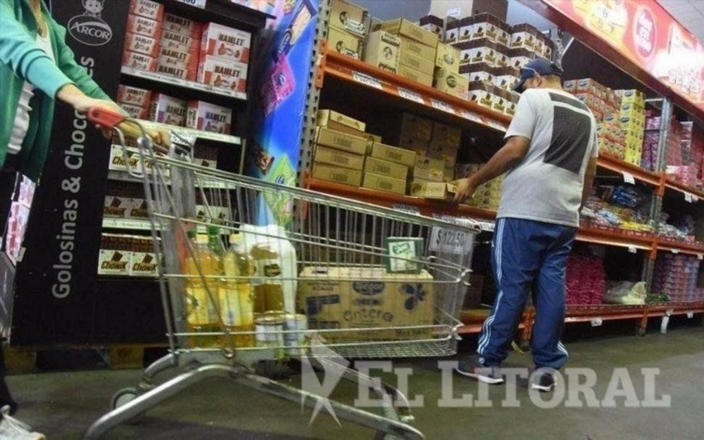 En los supermercados las ventas siguen bajas y todavía no llegaron los aumentos
