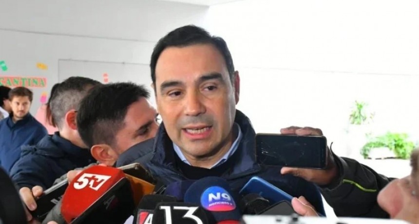 Valdés anunció un nuevo incremento salarial para los estatales
