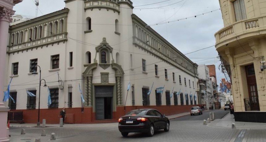 Provincia alista mejora salarial para septiembre