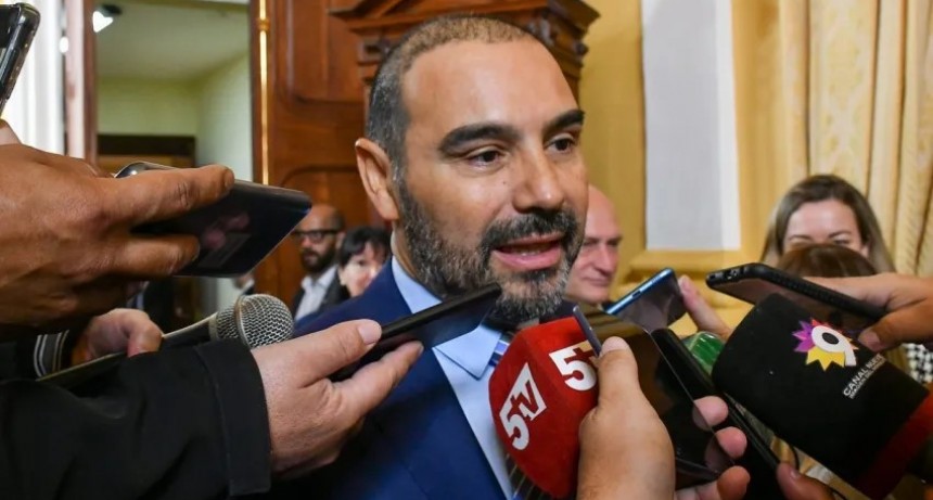 Gustavo Valdés se alejó de la decisión de Morales de dejar sin efecto la segmentación tarifaria