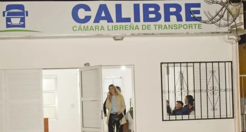 En Paso de los Libres abren debate por el estado del puente