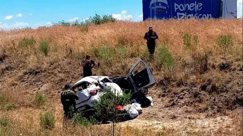 Dos fallecidos tras vuelco que dejó cinco heridos en Ruta 14