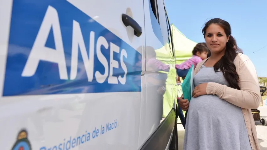 ANSES: el nuevo requisito para acceder y mantener la Asignación por Embarazo