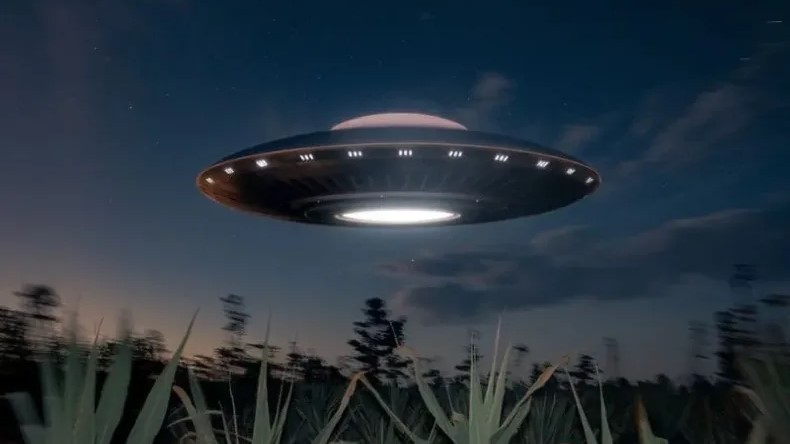 Ovnis en Esquina: un mes de luces sobre la Laguna Mansa