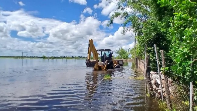 Emergencia en San Roque: el desborde del río Santa Lucía ya dejó 250 evacuados