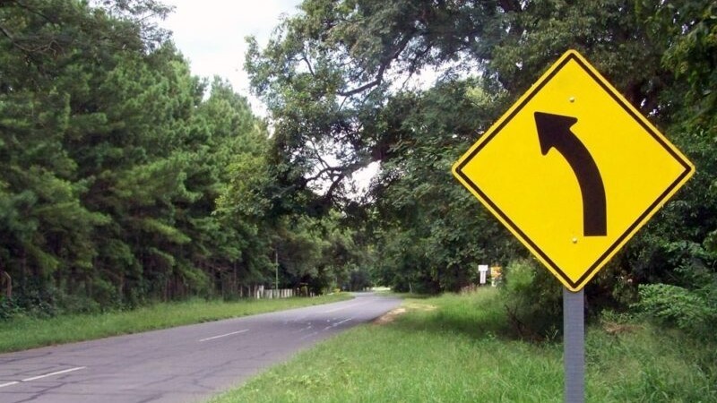 Tragedia en la Ruta 43: Un motociclista de 32 años murió tras un violento choque en el ingreso a Laguna Soto