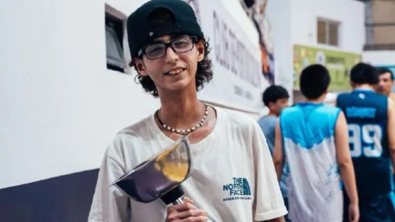 Bruno lucha por su vida: lanzan una campaña para ayudar al adolescente correntino internado en el Hospital Británico