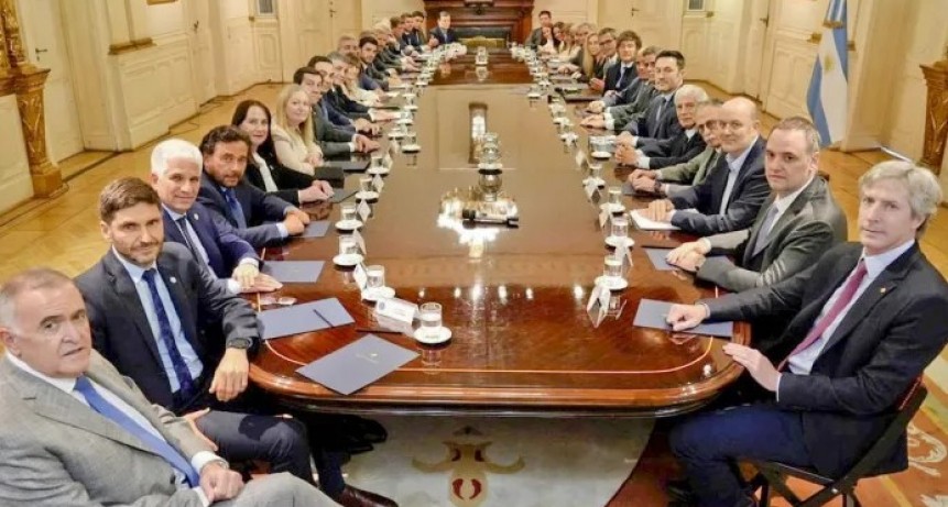 Las provincias deberán pagar USD 2.500 millones de deuda: El mecanismo de una estafa que nos deja sin soberanía