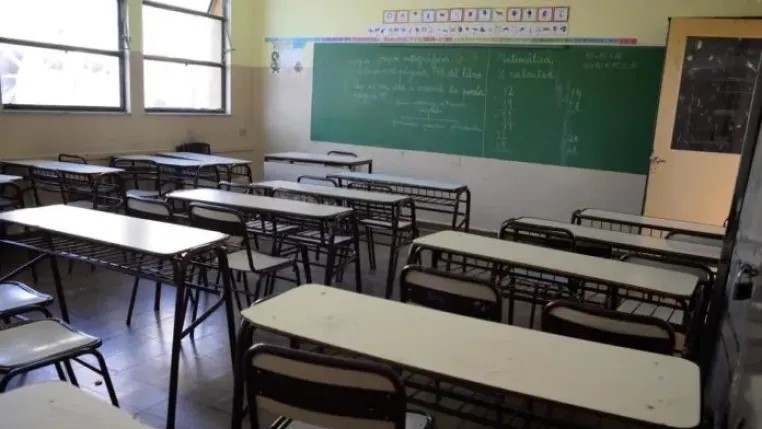 Gremios confirmaron paro docente para el lunes en Corrientes