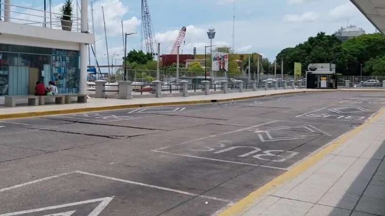 Corrientes sin colectivos por 24 horas: la UTA para en rechazo a la reforma laboral