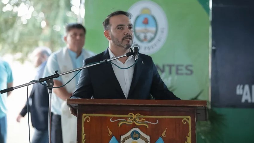 El "esfuerzo" que no llega al plato: Vald&eacute;s decreta un 6% mientras prepara las valijas para Manhattan