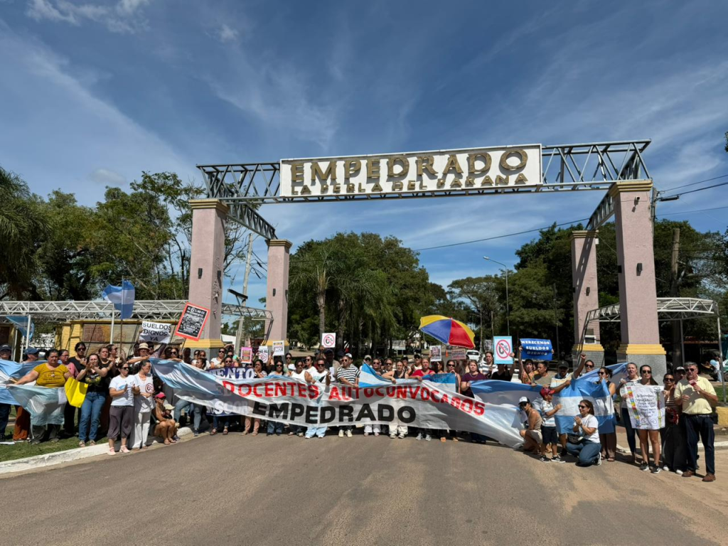 La docencia correntina ante el desaf&iacute;o de quebrar el apag&oacute;n informativo (oficial)