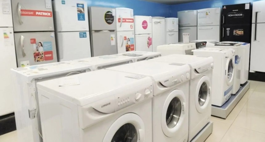 El modelo Milei encuentra su techo: la crisis del consumo ya golpea a la clase media y frena la venta de autos, electrodom&eacute;sticos e inmuebles