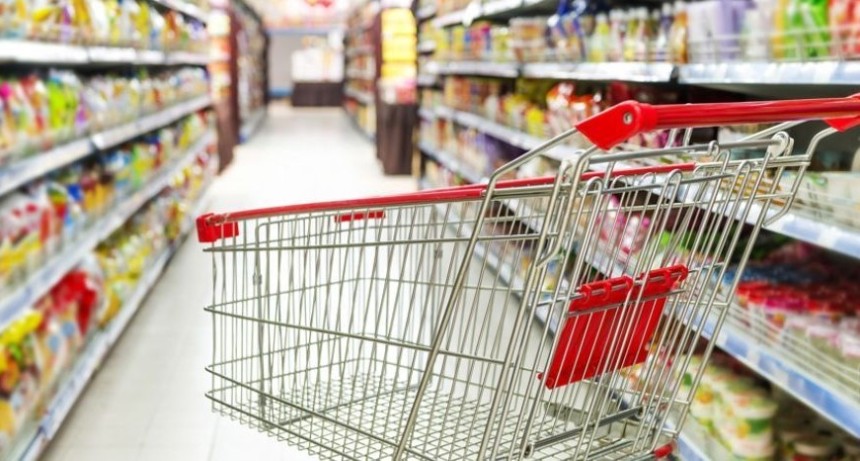 Efecto Nafta: El combustible empuja los alimentos y asfixia el consumo en Corrientes