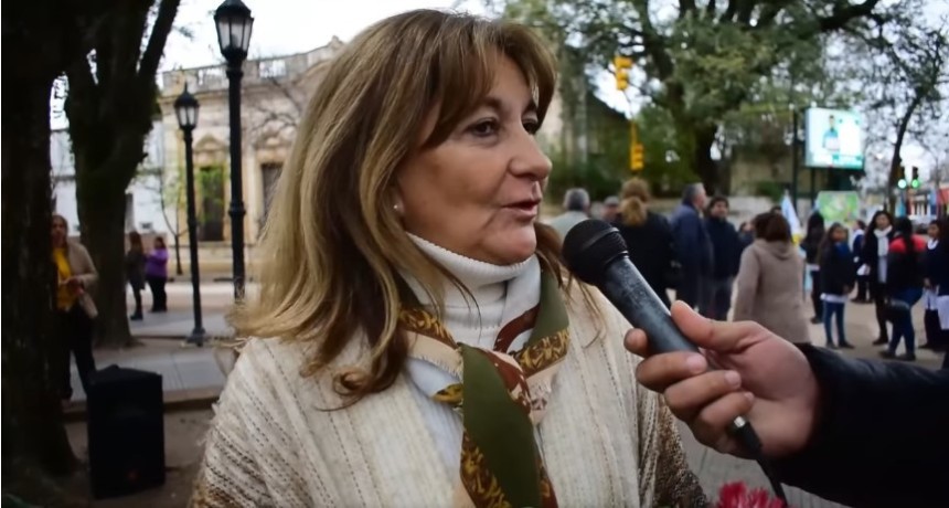 Vidal Dom&iacute;nguez y C&eacute;sar Lezcano denunciaron la entrega de alimentos en mal estado en comedores escolares