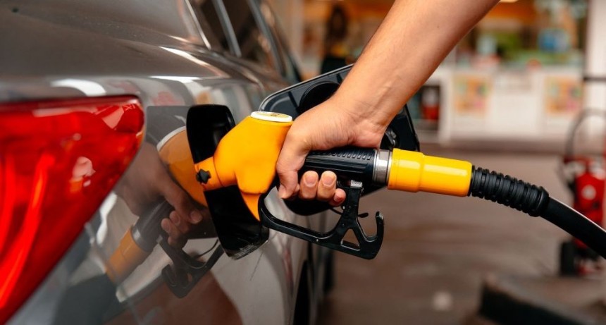 Nafta y di&eacute;sel: los nuevos precios en los surtidores de capital tras el &uacute;ltimo aumento