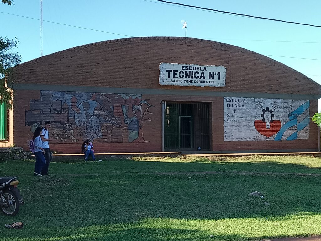 Conmoci&oacute;n en Santo Tom&eacute;: Alumnos de la Escuela T&eacute;cnica planificaban un tiroteo masivo y el asesinato de profesores