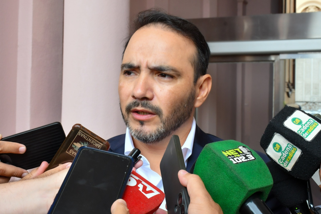 Juan Pablo Vald&eacute;s advirti&oacute; sobre el impacto del aumento judicial: "Produce un d&eacute;ficit de 48 mil millones de pesos"