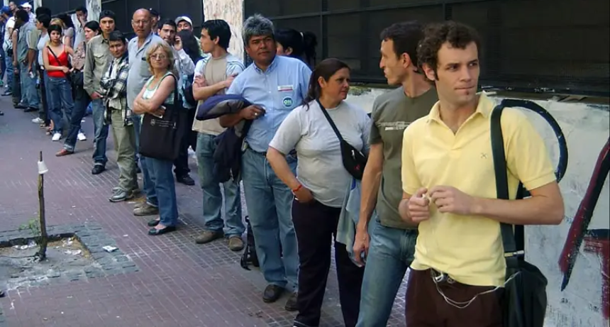 Crisis social encubierta: la desocupaci&oacute;n ampliada fue el doble de lo marcado por el Indec