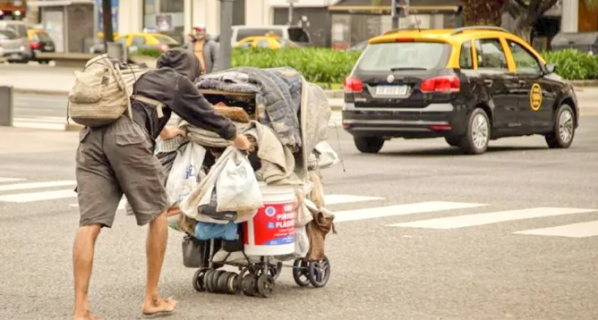 La UCA alert&oacute; que la baja de la pobreza es una 
