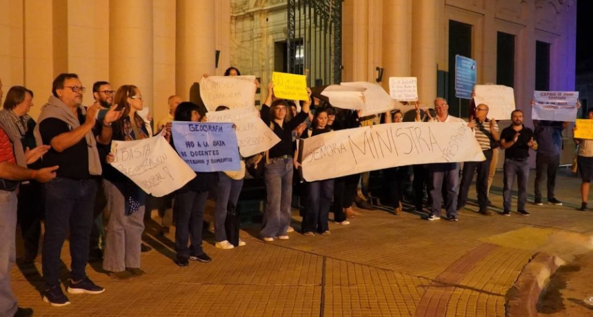 Inestabilidad y despidos encubiertos: crece la preocupaci&oacute;n en los Institutos de Formaci&oacute;n Docente de Corrientes