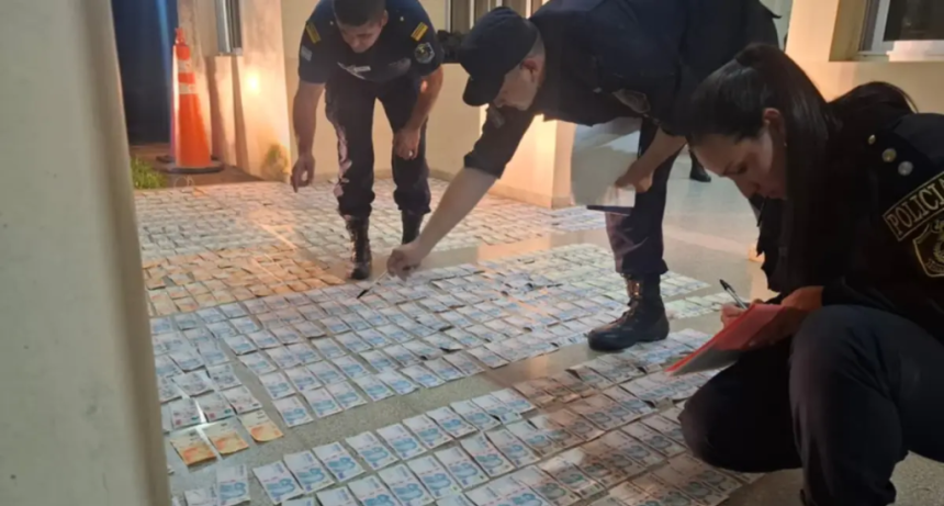 Golpe comando en Mercedes: la polic&iacute;a recuper&oacute; 12 millones de pesos tras una feroz persecuci&oacute;n