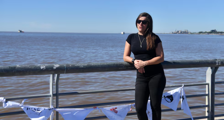 Erika Lederer: brazadas de memoria contra los vuelos de la muerte