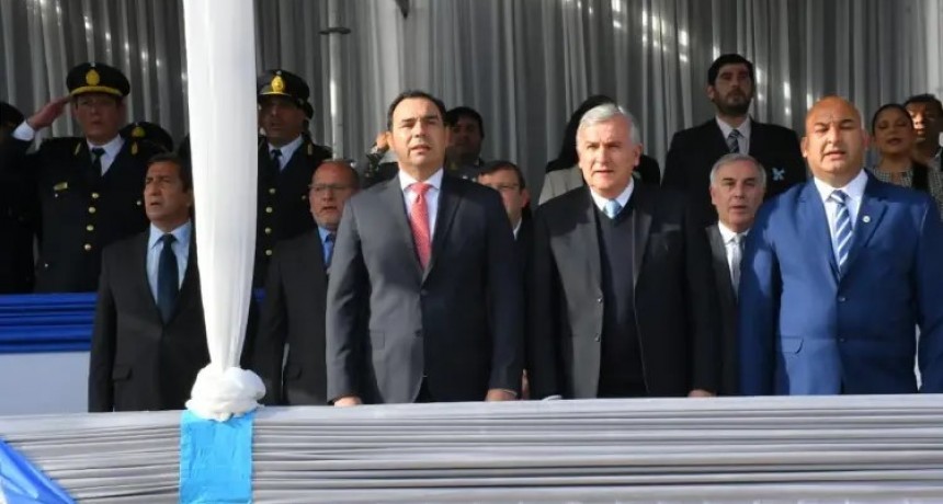 Gustavo Valdés y Gerardo Morales se mostraron juntos en San Luis del Palmar