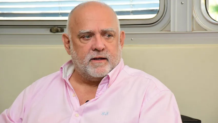 Vignolo le abre la puerta a libertarios en Vamos Corrientes
