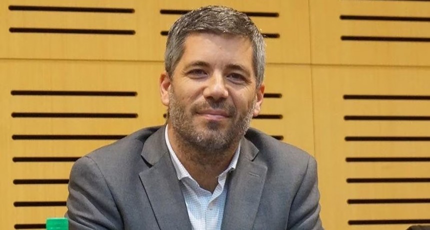 Emiliano Fernández: 
