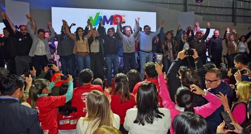 Los radicales marcan territorio