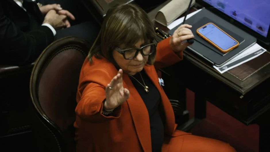 Bullrich, explosiva contra Adorni: "Milei sab&iacute;a que estaba sucio, no s&eacute; por qu&eacute; lo defiende"