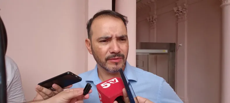 Los anuncios de Vald&eacute;s: &iquest;Qu&eacute; hay detr&aacute;s de las promesas salariales y las obras para Corrientes?