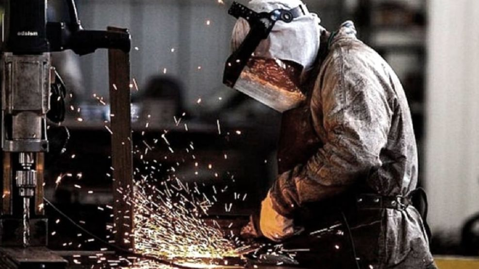 Radiograf&iacute;a de la par&aacute;lisis industrial: 6 de cada 10 m&aacute;quinas metal&uacute;rgicas est&aacute;n paradas en el pa&iacute;s