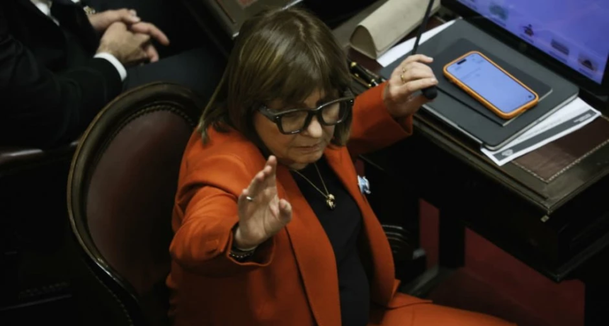 Bullrich, explosiva contra Adorni: 
