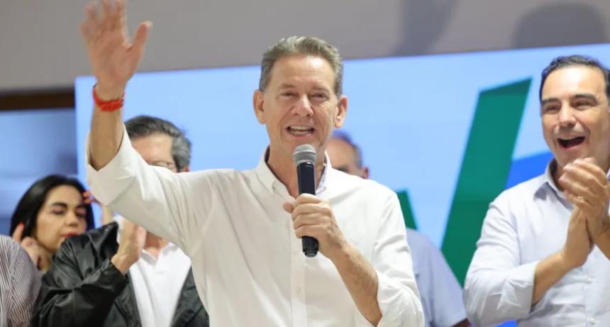 Diputados de Vamos Corrientes blindaron a Adorni y apoyaron el tarifazo del gas