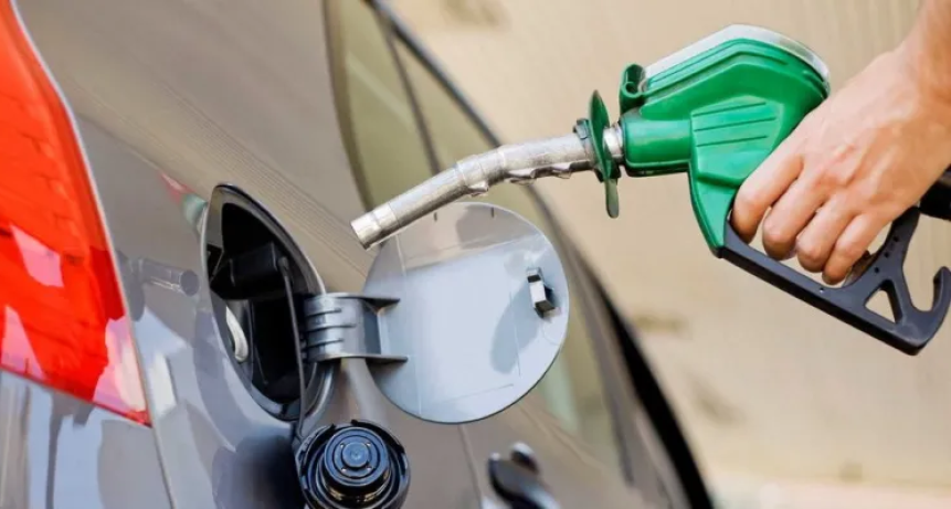 Ca&iacute;da de la venta de combustibles en todo el pa&iacute;s por tercer mes consecutivo
