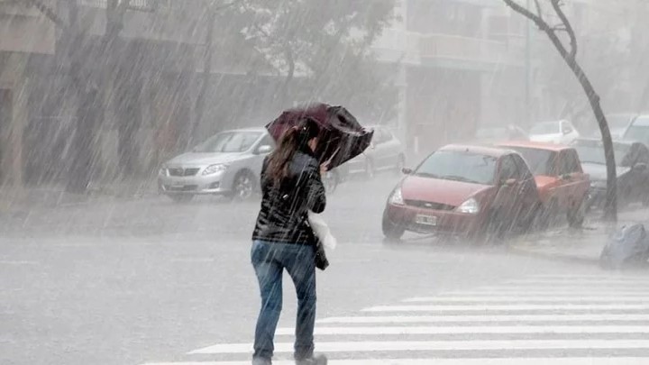 Corrientes bajo alerta amarilla por lluvias y tormentas fuertes