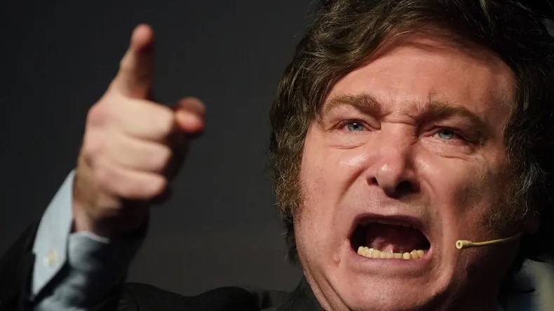 Milei estrenó la campaña libertaria a puro insulto: 
