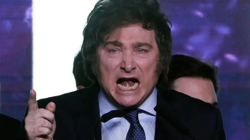 Denunciaron a Javier Milei por incitación al odio y a la violencia