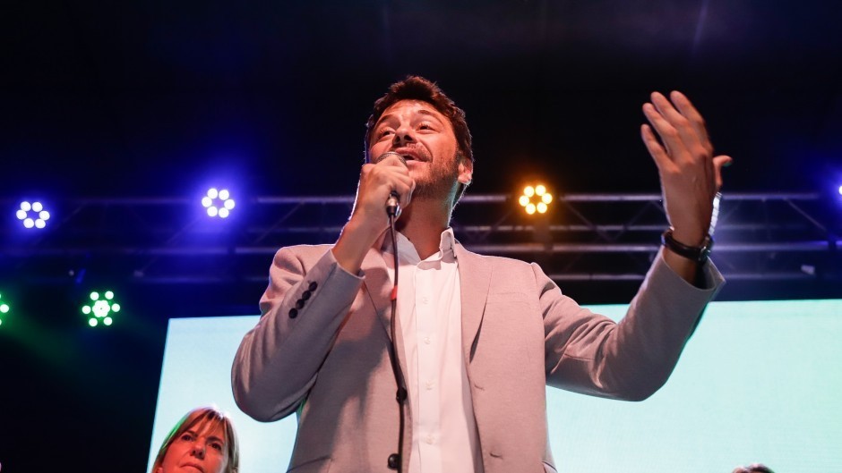 El peronista Monteverde derrotó a los libertarios y ganó las elecciones en Rosario