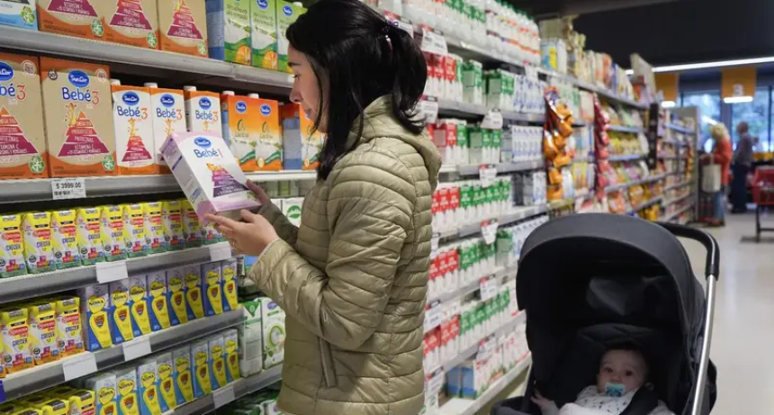 Dram&aacute;tico desplome en el consumo de leche: Se vendieron 11 millones de litros menos en el primer cuatrimestre