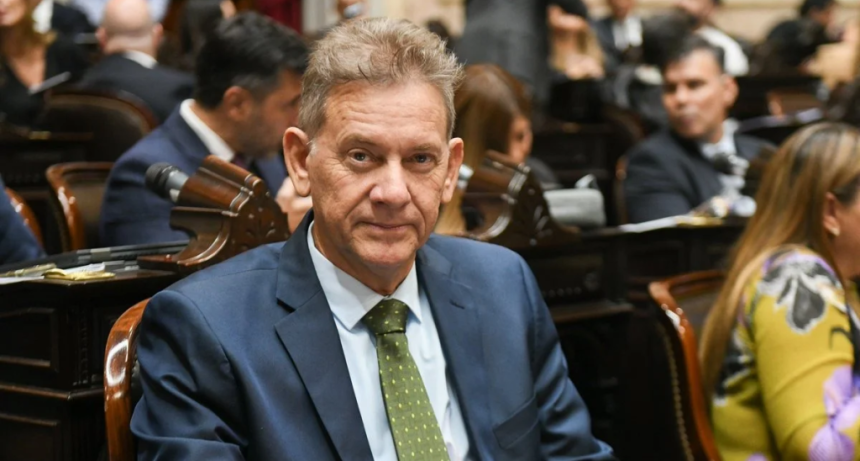 Escriban&iacute;a libertaria: Diputados aprob&oacute; el 