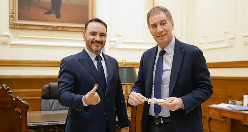 El gobernador Vald&eacute;s participar&aacute; del acto de asunci&oacute;n de Santilli como jefe de gabinete