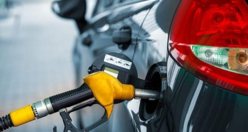 Los combustibles aumentarán desde el jueves un 3% en promedio