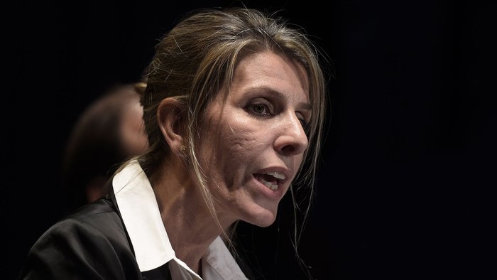 La persecución avanza