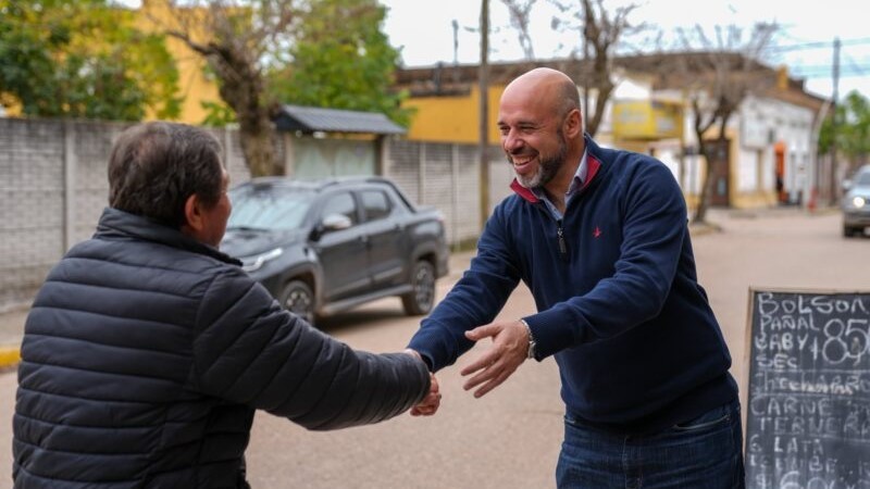 Ascúa apuntó contra Valdés y Milei