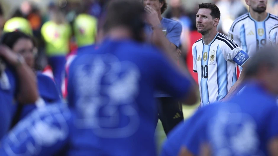 El feriado de Milei se desinfla: Messi y gran parte de la Selecci&oacute;n no vuelven al pa&iacute;s y se descartan los festejos masivos